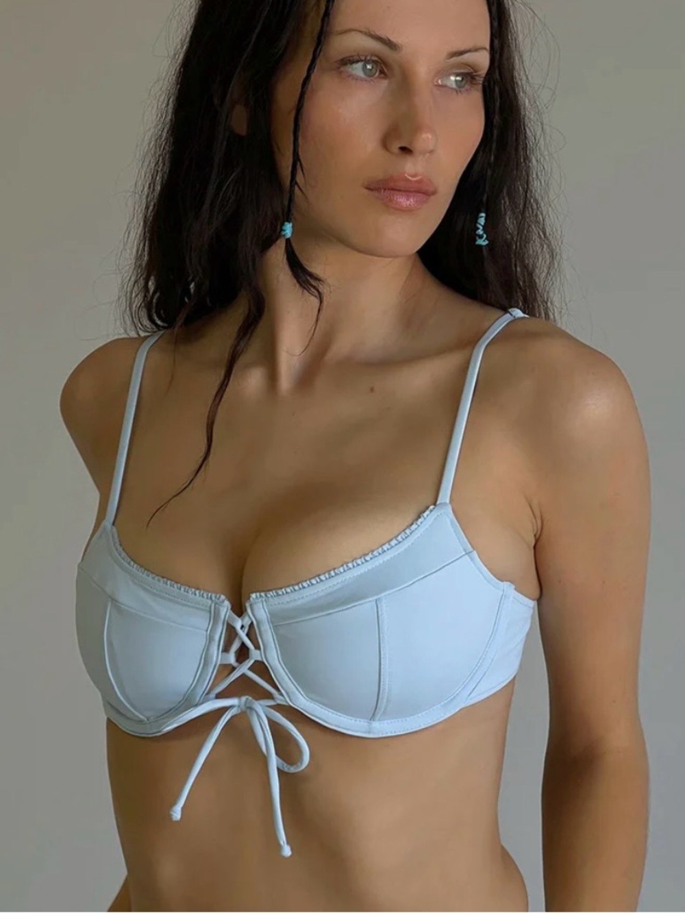 NWOT Frankie’s bikinis Lucia ruffle underwire bikini top in new moon